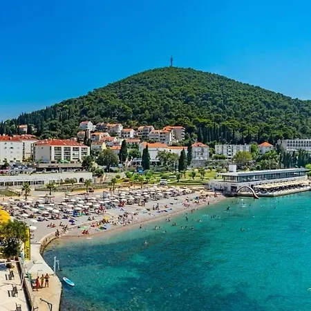 Luxury Downtown West Apartamento