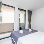 Apartment Luxury Downtown West