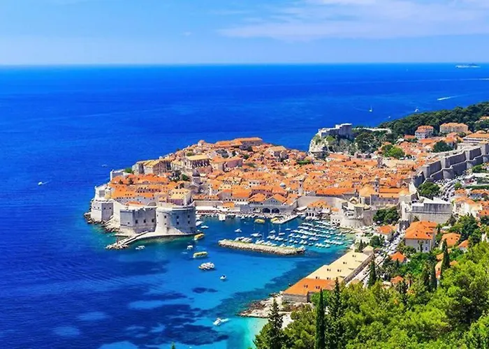 Luxury Downtown West * Ragusa